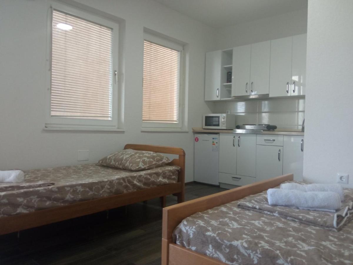 Apartman Lira *
