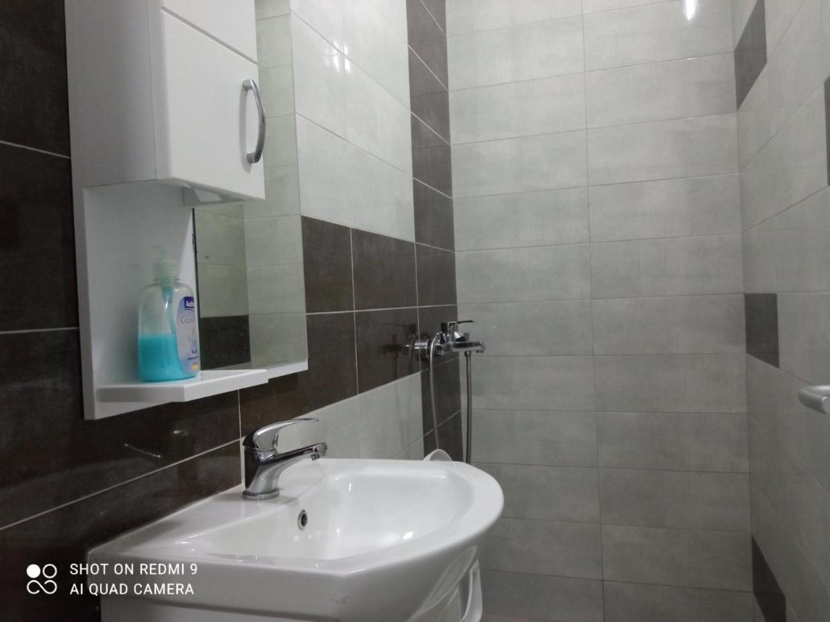 Apartman Lira *